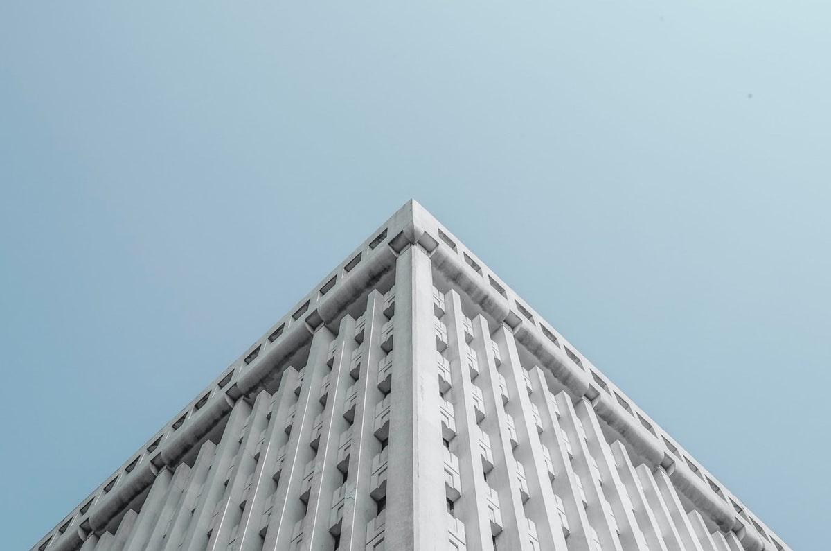 51大赛像修句子：先把这段话的描述有没有夹着评价改明白，再把个案标注成个案（像整理笔记）